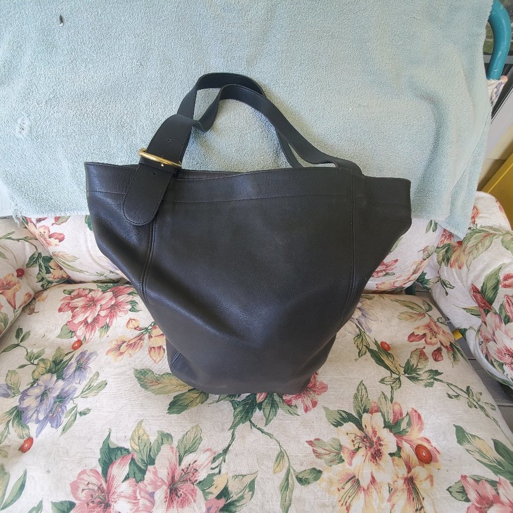 Black Vintage Coach Soho Handbag